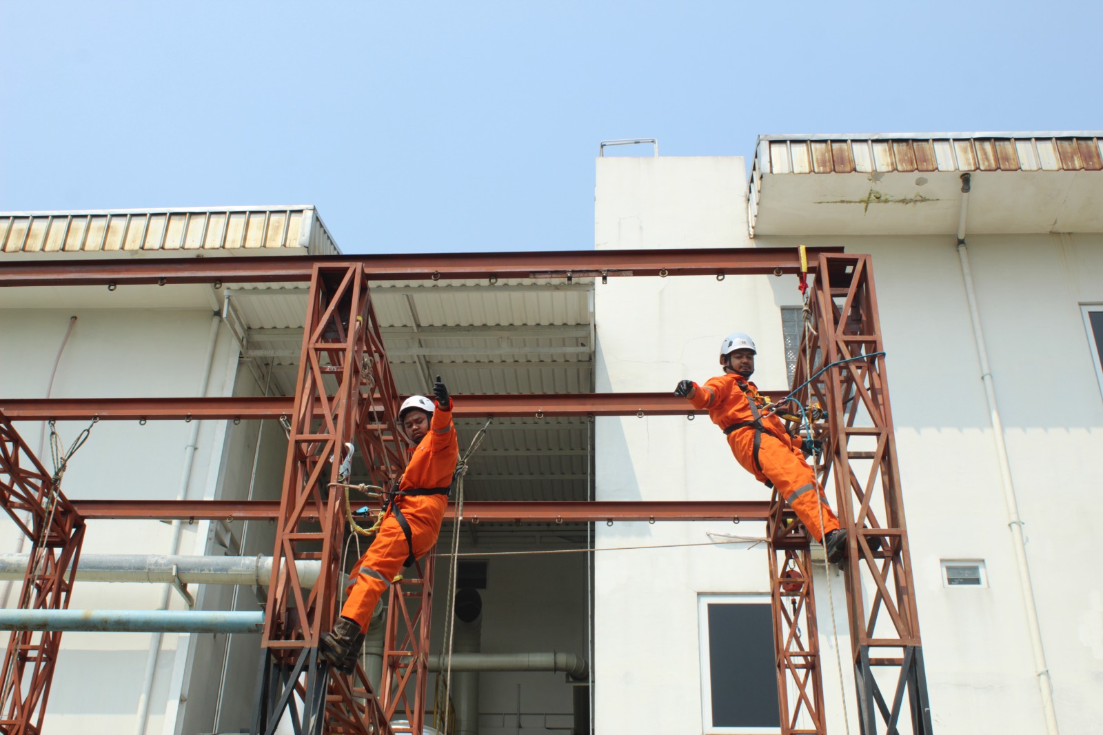 Pelatihan Tenaga Kerja Bangunan Tinggi (TKBT2) Tanggal 29-31 Juli 2026 | PT BETRACOM GEMILANG NUSA whatsapp image 2026 09 08 at 092443